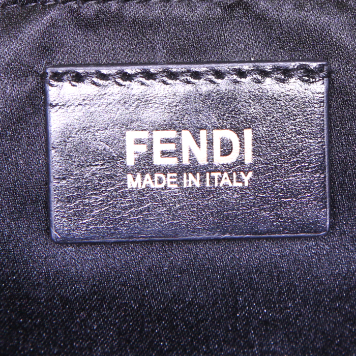 Fendi shoulder bag in black glittering leather - Detail D3