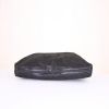 Fendi shoulder bag in black glittering leather - Detail D4 thumbnail