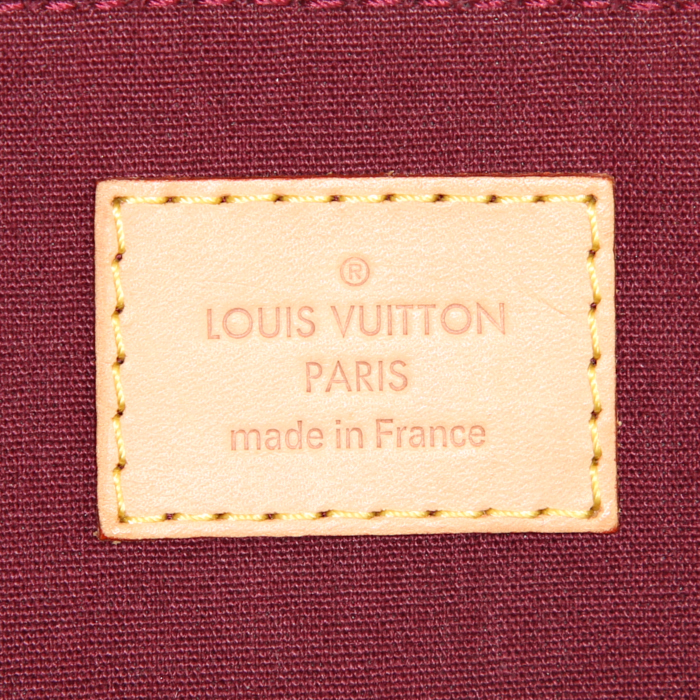 Sac porté épaule ou main Louis Vuitton Sheerwood en cuir verni monogram violet - Detail D3