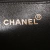 Bolso para llevar al hombro o en la mano Chanel Vintage en cuero acolchado marrón oscuro - Detail D3 thumbnail