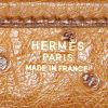 Bolso para llevar al hombro Hermes Nouméa en avestruz color oro - Detail D3 thumbnail