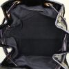 Bolso para llevar al hombro Chanel Petit Shopping en charol negro - Detail D2 thumbnail