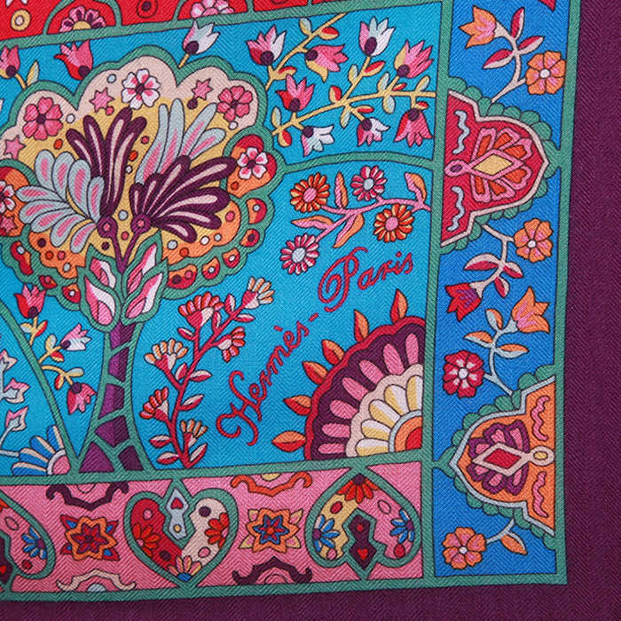 Hermes Carre Hermes scarf in blue, red and purple canvas - Detail D1