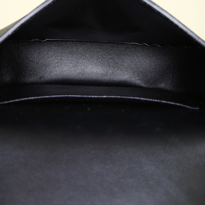 Sac bandoulière Céline Trotteur petit modèle en cuir grainé noir - Detail D2