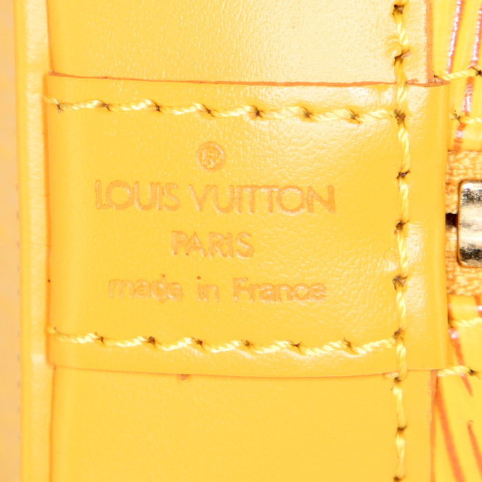 Sac à main Louis Vuitton Alma moyen modèle en cuir épi jaune - Detail D3