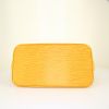 Louis Vuitton Alma medium model handbag in yellow epi leather - Detail D4 thumbnail