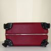 Louis Vuitton Horizon luggage in fuchsia epi leather - Detail D4 thumbnail