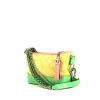 Borsa a tracolla Chanel Gabrielle modello piccolo in pelle verde e rosa e camoscio trapuntato giallo - 00pp thumbnail