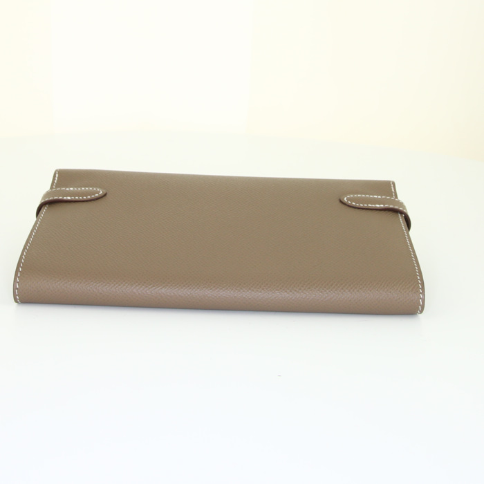 Portafogli Hermès Kelly wallet in pelle Epsom etoupe - Detail D4