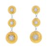 Paire de pendants d'oreilles Buccellati Macri Classica en or jaune,  or blanc et diamants - 00pp thumbnail