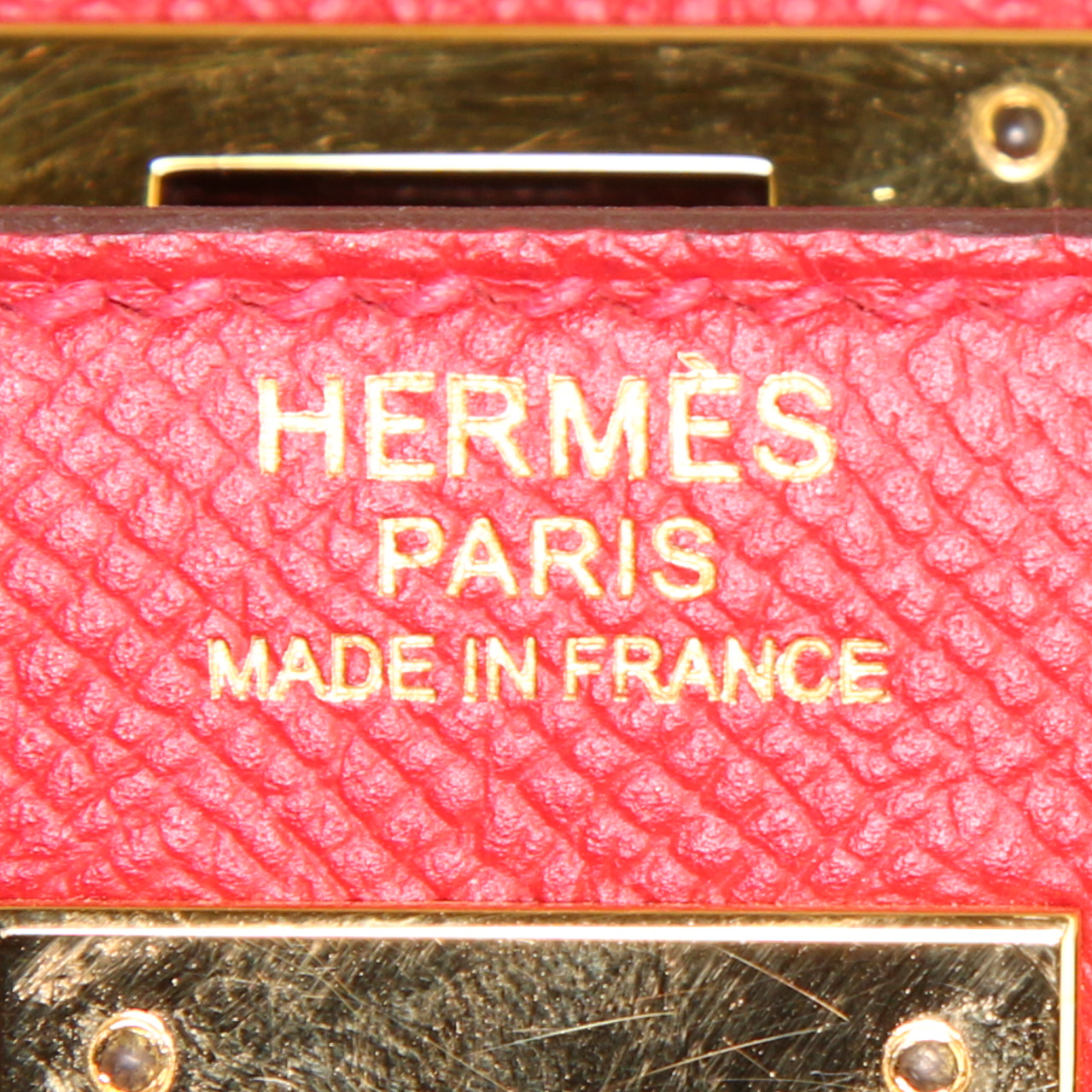 Hermes Kelly 32 cm handbag in red Casaque epsom leather - Detail D4