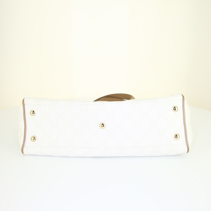 Sac porté épaule ou main Gucci en toile monogram enduite blanche et cuir marron - Detail D4