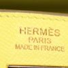 Bolso de mano Hermes Kelly 35 cm en cuero epsom amarillo - Detail D4 thumbnail