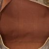 Sac de voyage Louis Vuitton Keepall 45 en tissu monogrammé marron et cuir naturel - Detail D2 thumbnail