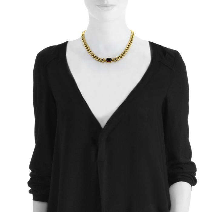 Collier époque années 80 Bulgari en or jaune, grenat et diamants - Detail D1