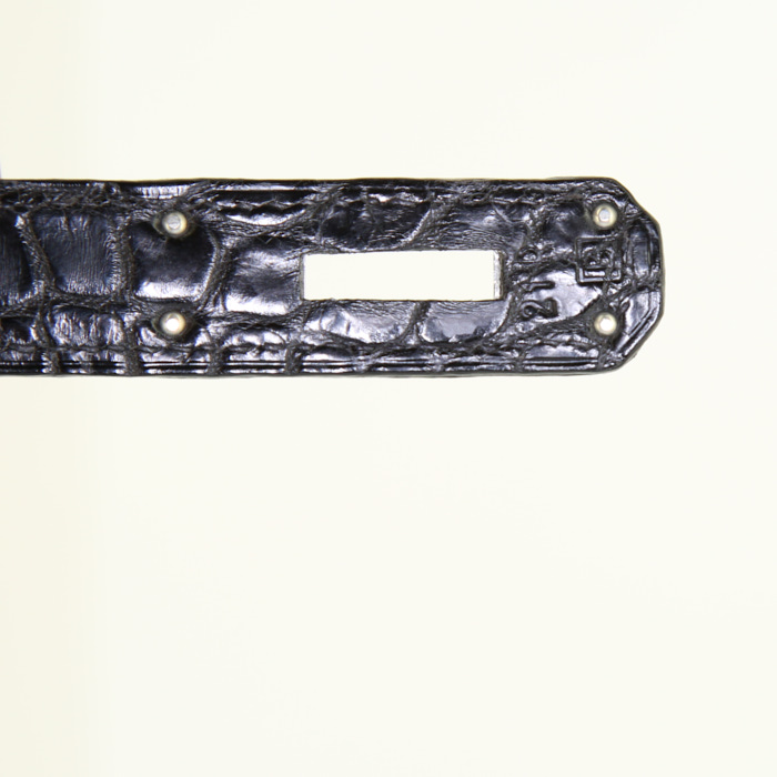 Hermès  Kelly 28 cm handbag  in black porosus crocodile - Detail D5