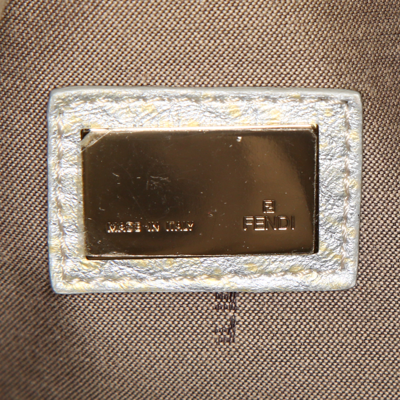 Borsa Fendi Spy modello grande in pelle dorata e argentata - Detail D3