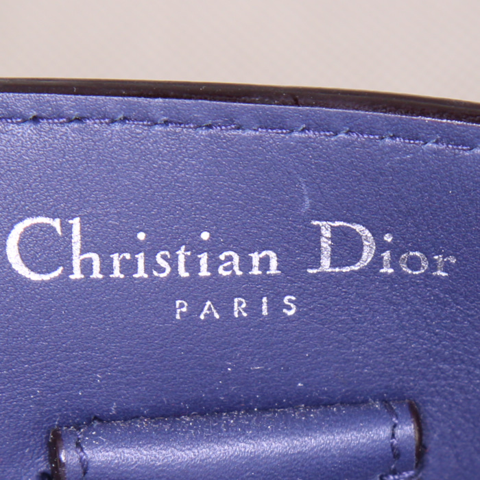 Dior Diorissimo large model handbag in beige and navy blue canvas and leather - Detail D4