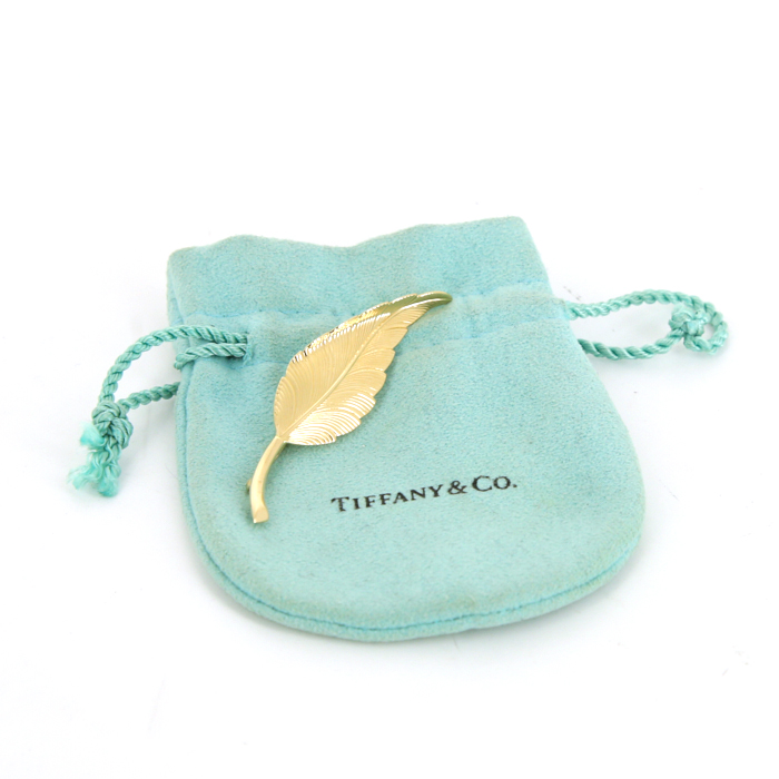 Broche-colgante época años 80 Tiffany 
Co en oro amarillo de 18 quilates - Detail D2