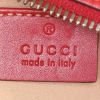 Pochette-cintura Gucci GG Marmont clutch-belt in pelle trapuntata a zigzag rossa - Detail D3 thumbnail