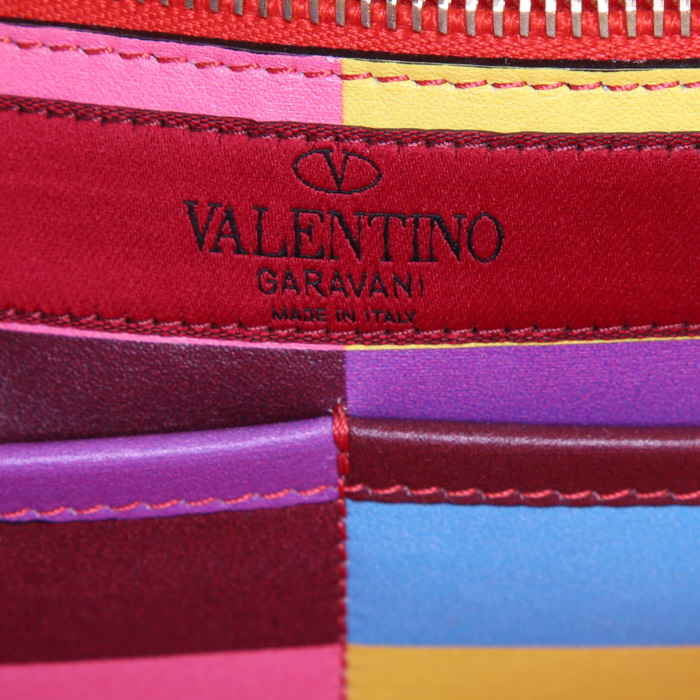 Sac porté épaule ou main Valentino Garavani Rockstud trapeze en cuir multicolore - Detail D3