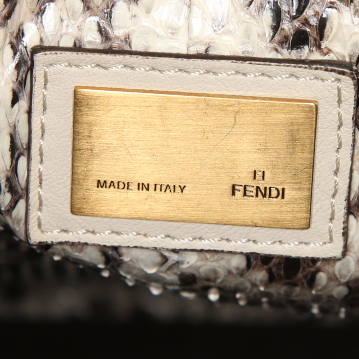Borsa Fendi Peekaboo in pelle color crema - Detail D4