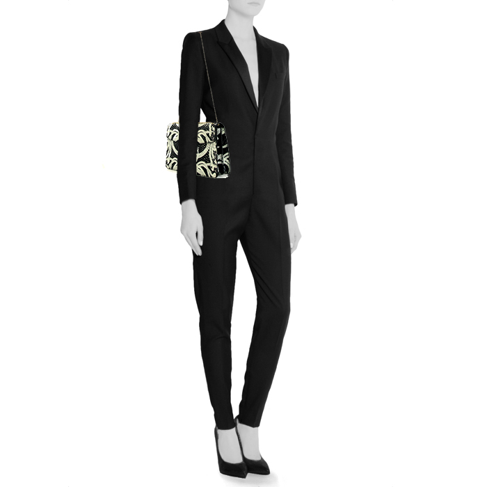 Bulgari Serpenti bag worn on the shoulder or carried in the hand in black and gold and white python - Detail D2