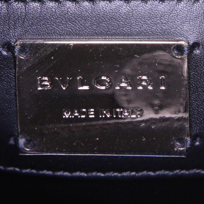 Sac porté épaule ou main Bulgari Serpenti en python noir et doré et blanc - Detail D4