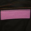 Sac bandoulière Balenciaga Velo en cuir effet vieilli rose - Detail D4 thumbnail