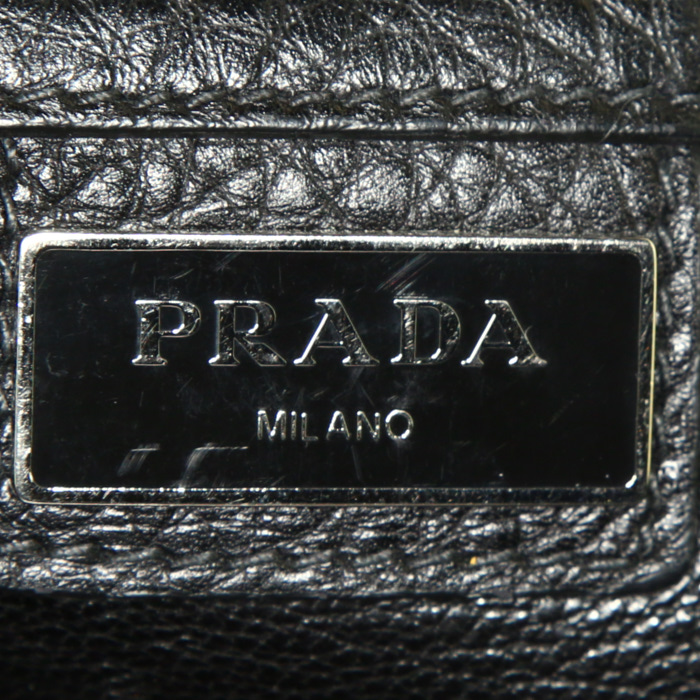 Prada briefcase in black grained leather - Detail D3