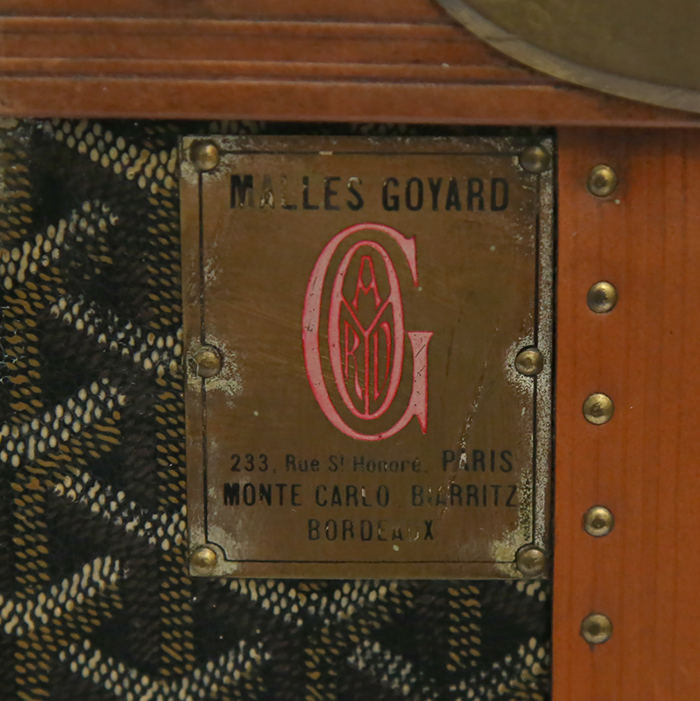 Goyard trunk in Goyard canvas and brown lozine (vulcanised fibre) - Detail D4