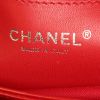 Sac à main Chanel Mademoiselle en cuir verni matelassé rouge - Detail D3 thumbnail