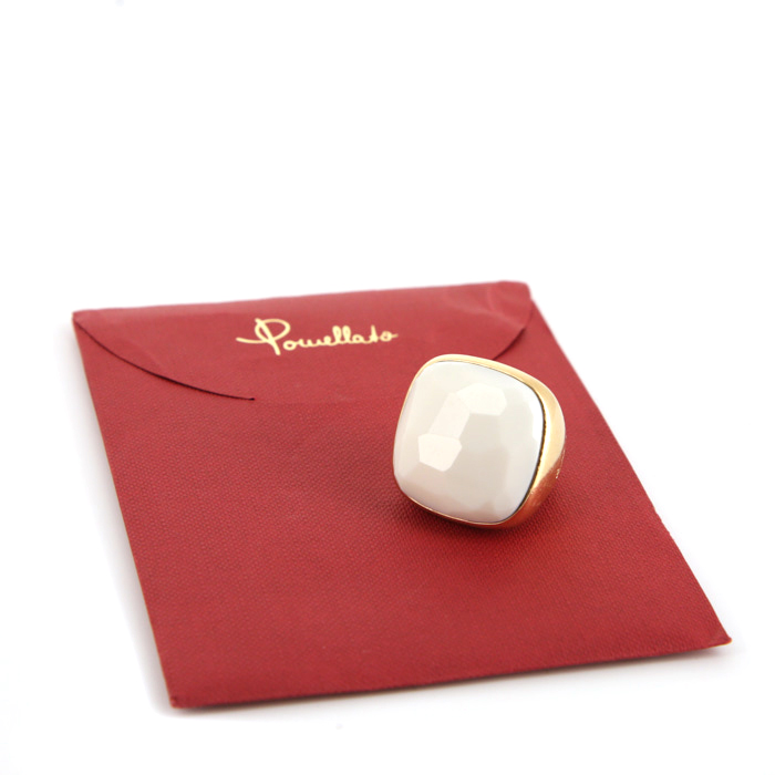 Bague Pomellato Victoria en or jaune et opale blanche - Detail D2