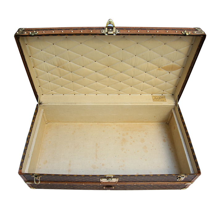 Baul Louis Vuitton en lona Monogram revestida y fibra vulcanizada marrón - Detail D3