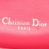 Bolso bandolera Dior Miss Dior Promenade en cuero rosa - Detail D3 thumbnail