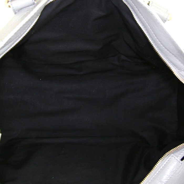 Sac à main Balenciaga Classic City en cuir gris - Detail D3