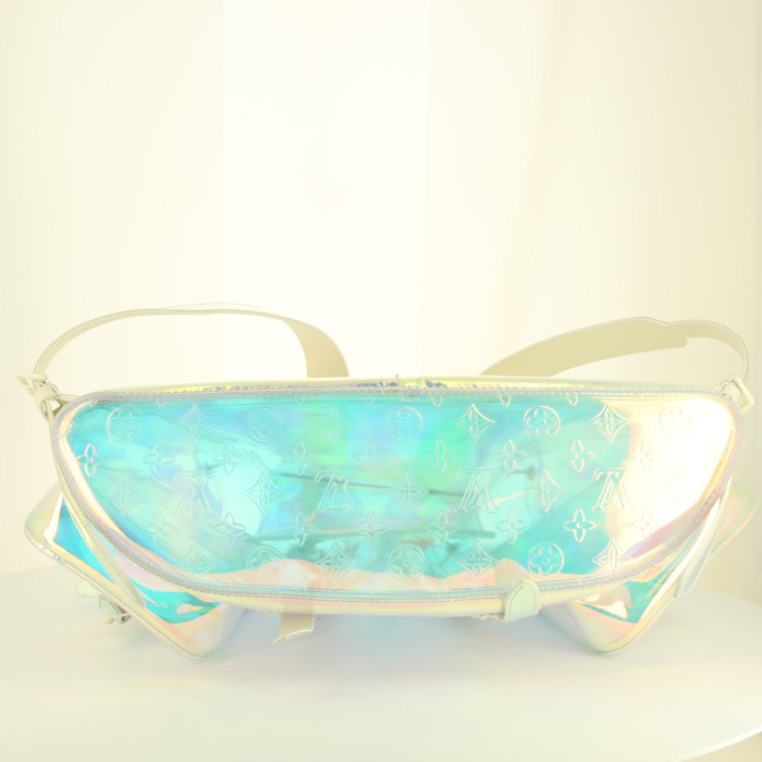 Mochila Louis Vuitton Christopher modelo grande en vinilo degradado transparente y vinilo blanco - Detail D4