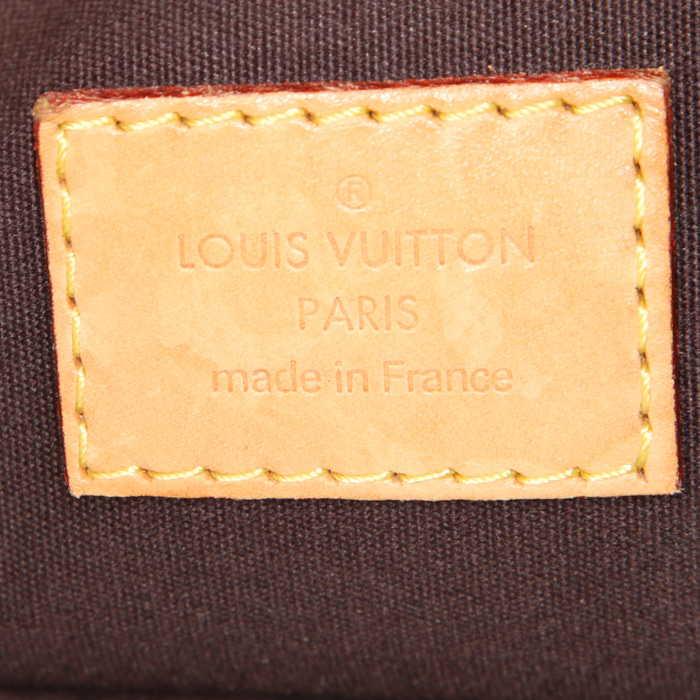 Sac à main Louis Vuitton Alma petit modèle en cuir verni monogram bordeaux - Detail D3