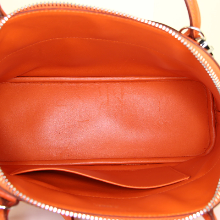 Sac bandoulière Hermes Bolide petit modèle en cuir epsom orange - Detail D3