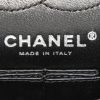 Sac à main Chanel Chanel 2.55 Baguette en jersey gris - Detail D4 thumbnail