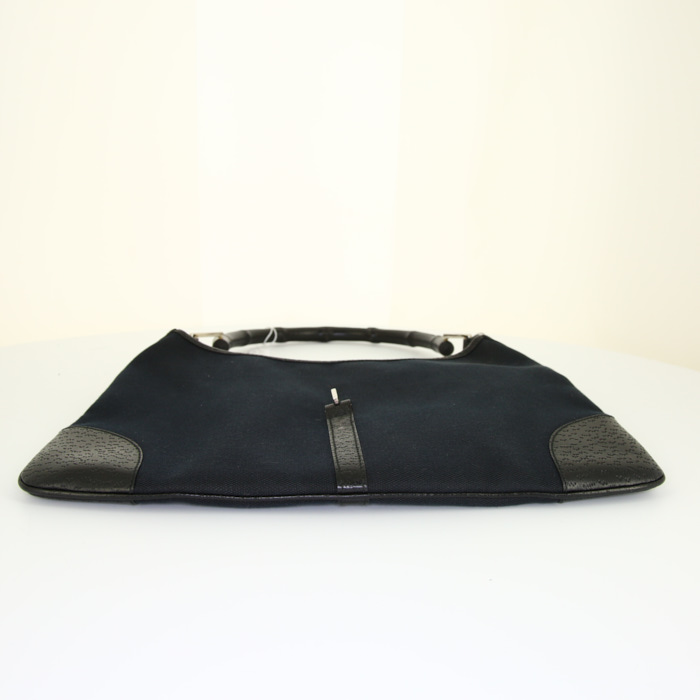 Bolso de mano Gucci Jackie en lona negra y cuero negro - Detail D4
