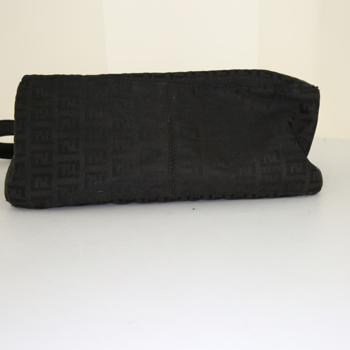 Fendi Big Mama handbag in black monogram canvas and black leather - Detail D4