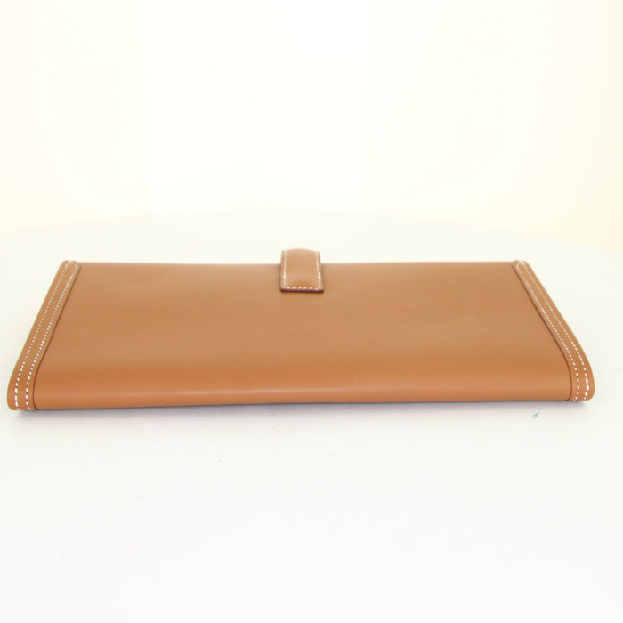 Hermes Jige pouch in gold Swift leather - Detail D5