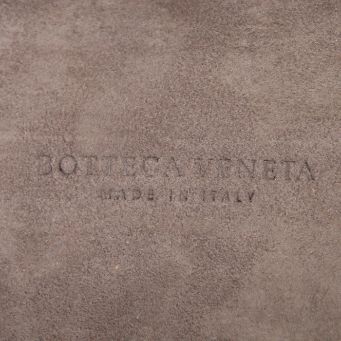 Pochette Bottega Veneta Knot en python noir - Detail D3