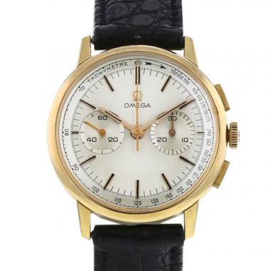 Reloj Omega Chronograph de oro rosa Circa  1960