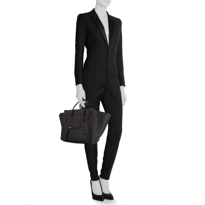 Céline Phantom shopping bag in navy blue leather - Detail D1