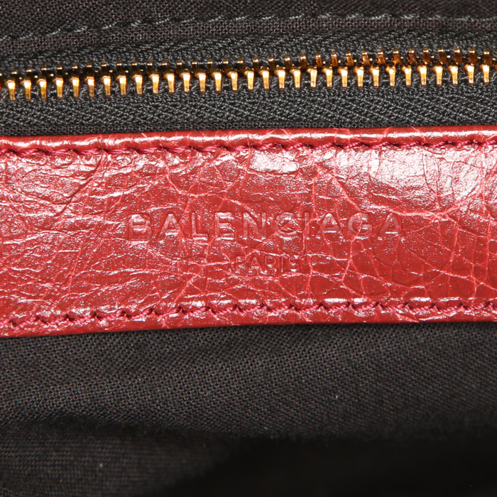 Sac à main Balenciaga Classic City en cuir bordeaux - Detail D4