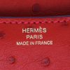 Sac bandoulière Hermes Constance mini en autruche rouge Vif - Detail D9 thumbnail