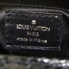 Louis Vuitton handbag in dark green canvas and black furr - Detail D3 thumbnail
