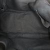 Bolso para llevar al hombro o en la mano Burberry en cuero negro - Detail D2 thumbnail